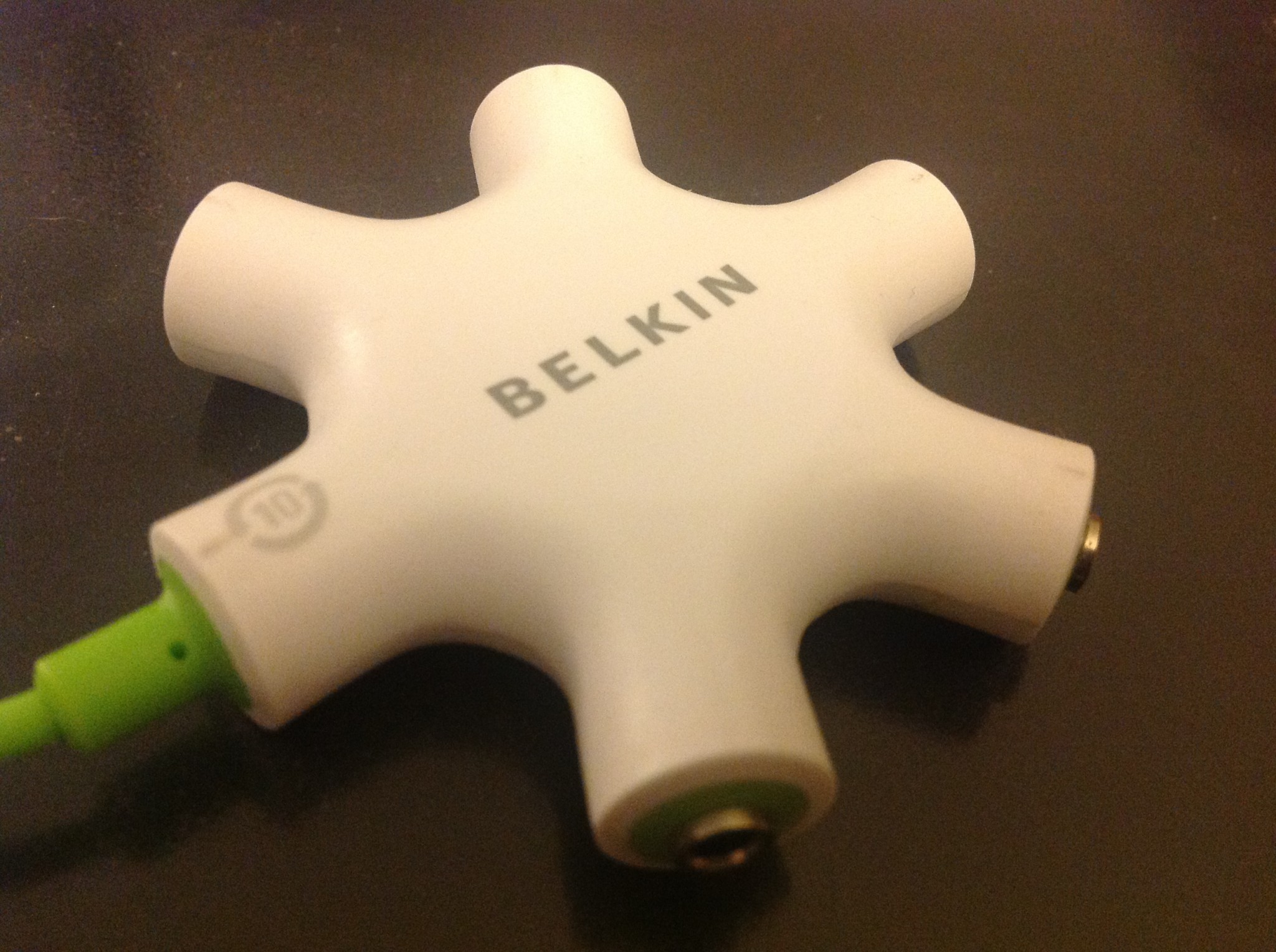 Belkin Rockstar Multi Headphone Splitter